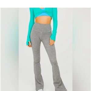 OFFLINE by Aerie The Hugger Split-Hem Bootcut Leggings in Heather Grey